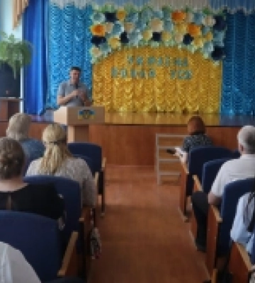 Вараський ліцей №1 у пілоті НУШ: відбулася презентація реформи старшої школи на Рівненщині