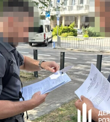 Депутат Днепропетровского облсовета ради имиджа фиктивно служила в ВСУ и получила более 200 тыс. грн, - ГБР. ВИДЕО+ФОТО