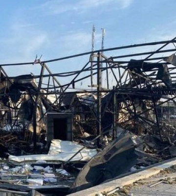 У Запоріжжі ворожий &quot;шахед&quot; знищив відділення &quot;Нової пошти&quot;