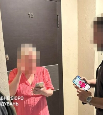Депутатка Дніпропетровської облради фіктивно служила в ЗСУ заради іміджу та виплат — ДБР