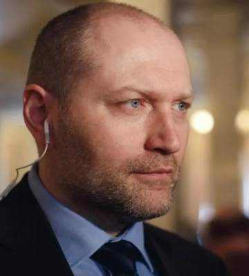 Не всі депутати погані, просто в «слугах» їх більшість: екснардеп Борислав Береза