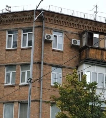 «Сталінка» за $200 тис. Пенсіонерка купила квартиру у родини головного митника – розслідування «Сталінка» за $200 тис. Пенсіонерка купила квартиру у родини головного митника – розслідування