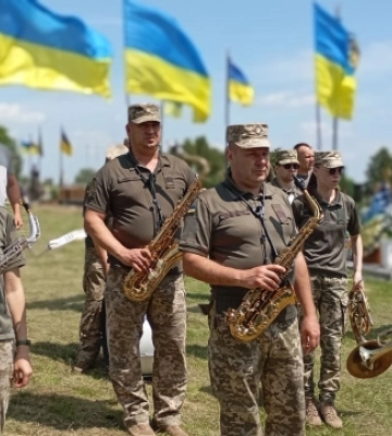 На Волині попрощаються із 21-річним воїном Іллею Кропивою
