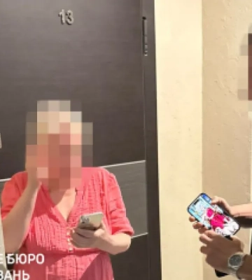 Депутатка Дніпропетровської облради фіктивно служила в ЗСУ заради іміджу та виплат — ДБР