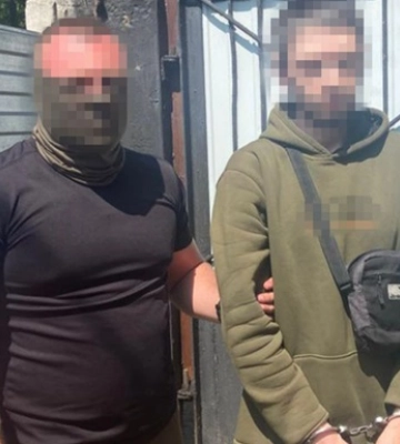 Задержали пособников РФ, которые совершали диверсии и поджигали авто ВСУ