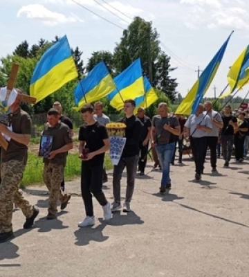 На Волині попрощалися із молодим воїном Михайлом Муковозом 