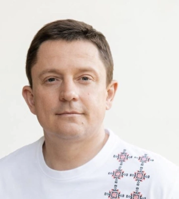 Нардеп Олесь Довгий сложил мандат Нардеп Олесь Довгий сложил мандат