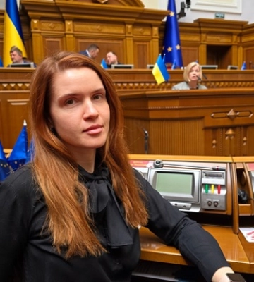 Смерть від ракети – "карма". Скандал з Безуглою Смерть від ракети – "карма". Скандал з Безуглою