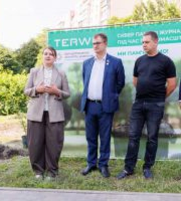 У Києві розпочалося облаштування Скверу пам’яті журналістів, які загинули під час повномасштабної війни У Києві розпочалося облаштування Скверу пам’яті журналістів, які загинули під час повномасштабної війни