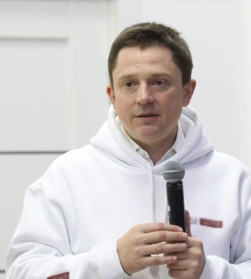 Ухожу из политики: Олесь Довгий написал заявление о прекращении полномочий нардепа Ухожу из политики: Олесь Довгий написал заявление о прекращении полномочий нардепа