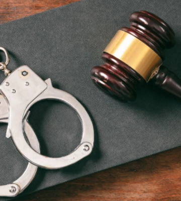 На Вінниччині чоловік задушив пенсіонерку заради 6500 гривень і викинув тіло в колодязь — він проведе 13 років за ґратами