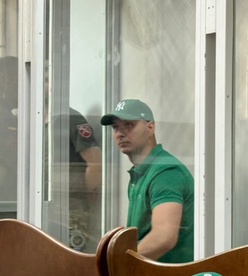 Обвинуваченому у вбивстві підлітка на київському фунікулері призначили державного адвоката