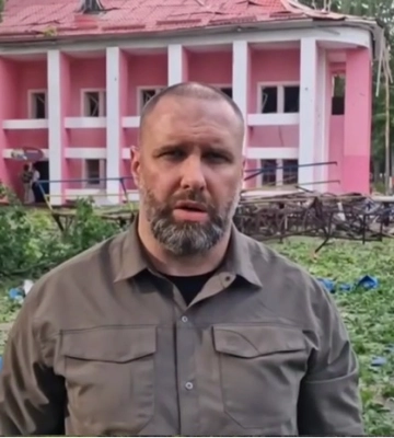 Пошкодили ліцей, дома й багатоповерхівку: подробиці обстрілів Харківщини