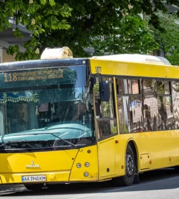 У Києві тимчасово змінено кілька маршрутів громадського транспорту