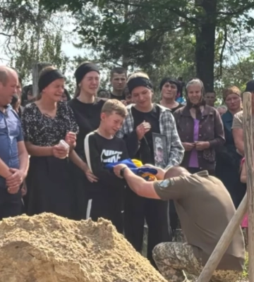 У Сошичненській громаді попрощалися з Героєм Іваном Теребейчиком