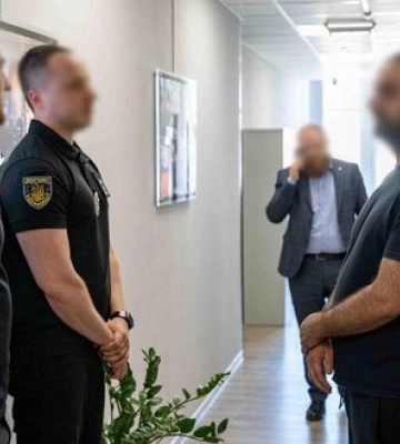 Разыскивалось ФБР: в Киеве задержан и экстрадирован в США участник хакерской группировки. ФОТОРЕПОРТАЖ