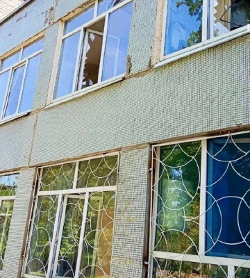 Мер Дніпра: внаслідок ворожих влучань пошкоджено понад 10 будинків, школи й садки