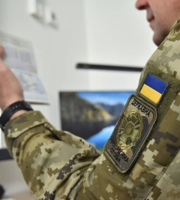 Прикордонники заявили про зростання черг: «Краківець» і «Шегині» перевантажені