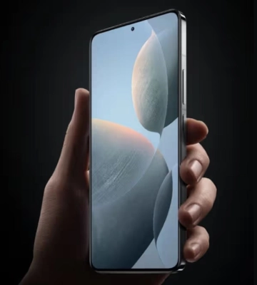 Xiaomi готує екран нового покоління: смартфони можуть отримати LTPS-панелі з роздільною здатністю 2K і величезною щільністю пікселів