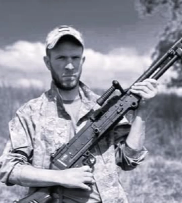 Близько року вважався зниклим безвісти: «на щиті» на Волинь назавжди повертається Герой Володимир Зелінський