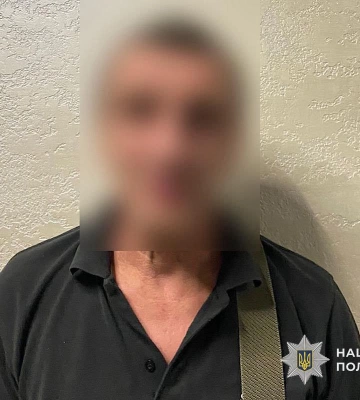 У Дніпрі поліція затримала зловмисника за жорстоке вуличне пограбування пенсіонера