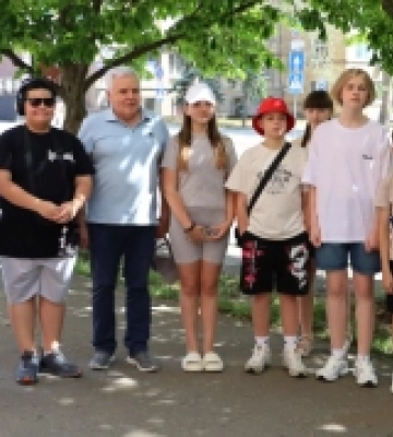 Миколаївські дітлахи вирушають на  безплатний відпочинок до Франції