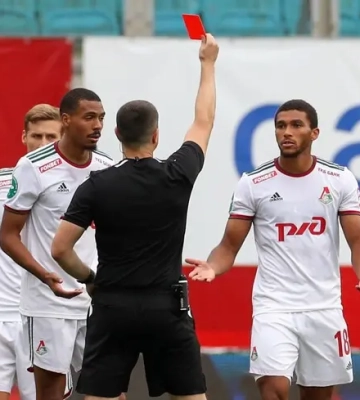 "Маріуполь" виграв у російського клубу справу українського футболіста-зрадника