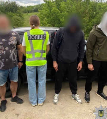 Схема ухилення від мобілізації за $9 тисяч — на Одещині іноземець намагався вивезти військовозобов’язаних через кордон