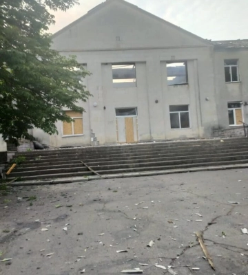 Російський дрон атакував авто Білозерської СВА на Херсонщині: поранений працівник