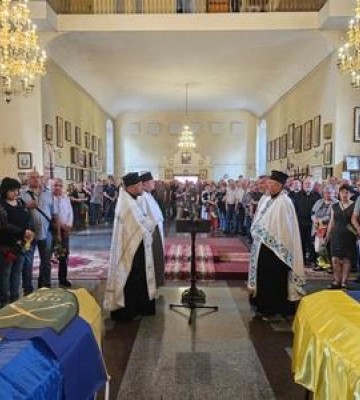 Полтавська громада провела в останню дорогу загиблих захисників України