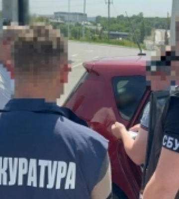На Волині повідомили про підозру одеситу, який торгував зброєю