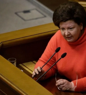 Мільйонерку-нардепку Лабунську судять через борги за компослуги
