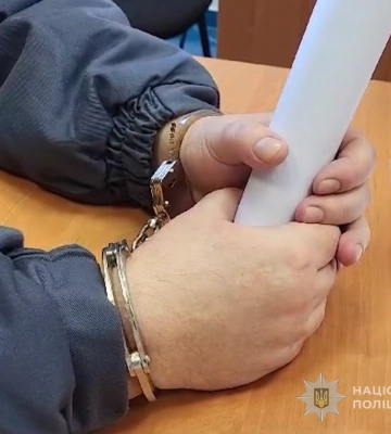 Судитимуть жителя Одеського району, який вбив батька, помстившись за смерть собаки