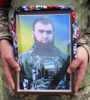 У Тростянецькій громаді попрощалися з полеглим захисником України Вячеславом Ткаченком