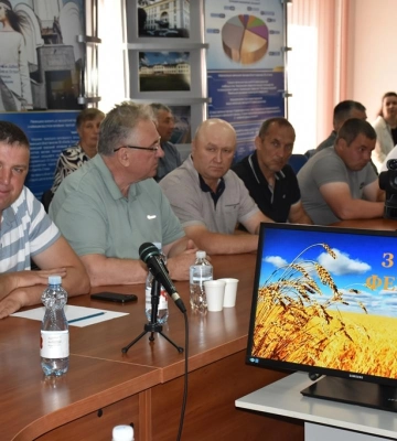 420 фермерських господарств Рівненщини відзначають День фермера