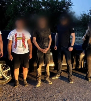 На Закарпатті поліція затримала чоловіка, підозрюваного у жорстокому вбивстві на Запоріжжі