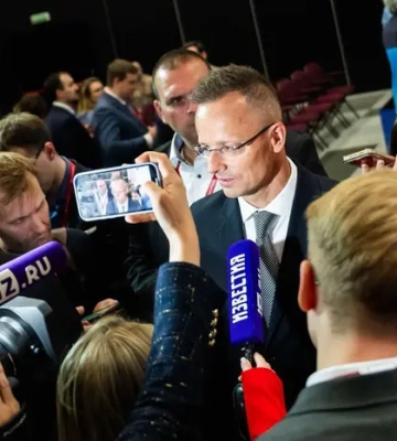 Сійярто прибув до Санкт-Петербурга: названо ціль
