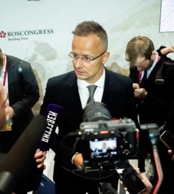 Угорщина запропонувала стати &quot;майданчиком&quot; для перемов України й РФ