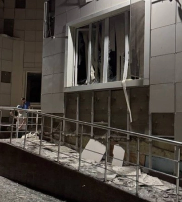 В Одесі ворожий БПЛА поцілив у житловий будинок