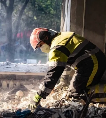 Харків під атакою дронів: пролунали вибухи у Київському районі