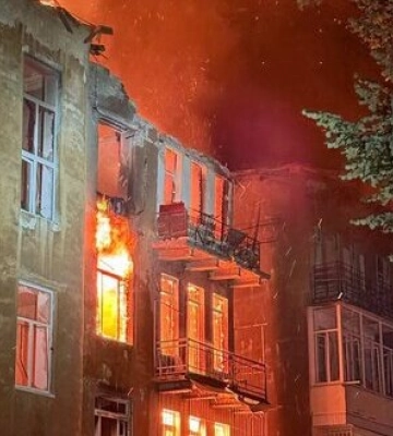 В Одесі російський безпілотник влучив у багатоповерхівку - ОВА