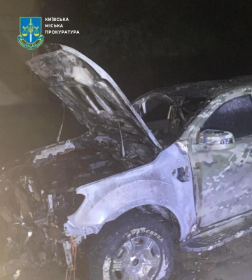 У Києві Герою України у День народження спалили автомобіль – підозрюваного заґратовано