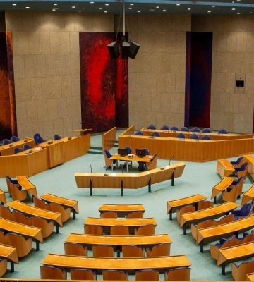 Парламент Нідерландів визнав депортацію кримських татар геноцидом