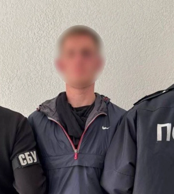 ОГП: у Києві військовослужбовцю, Герою України у День народження спалили автомобіль, підозрюваного затримали