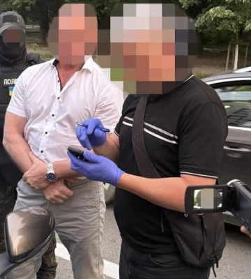 ДБР затримало посадовця Служби судової охорони за хабарництво при працевлаштуванні