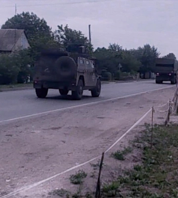 Россияне массово перебрасывают военную технику в оккупированной Луганской области: в «АТЕШ» назвали причину
