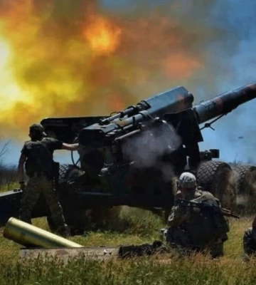 На південному напрямку фронту ворог перегруповується для посилення штурмових дій, — Волошин