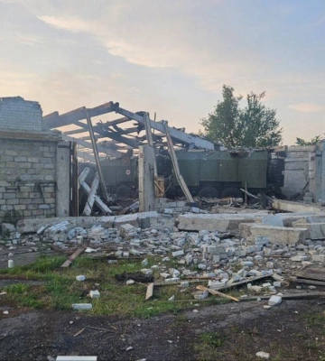 В Донецкой области уничтожены ангары с российской техникой: ищут наводчика