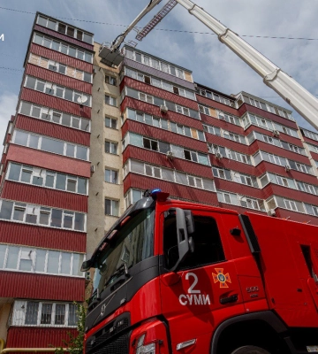 У Сумах горіла багатоповерхівка