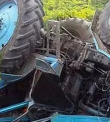 На Буковині під час роботи на тракторі загинув чоловік